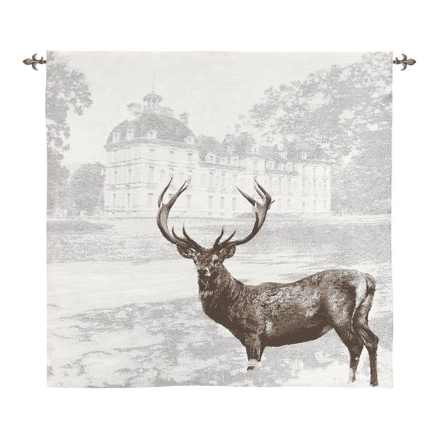 Chateau Cheverny Stag Loom Woven Tapestry - 145 X 145 Cm (4'9" X 4'9") - Requires Rod Size 4 For Sale