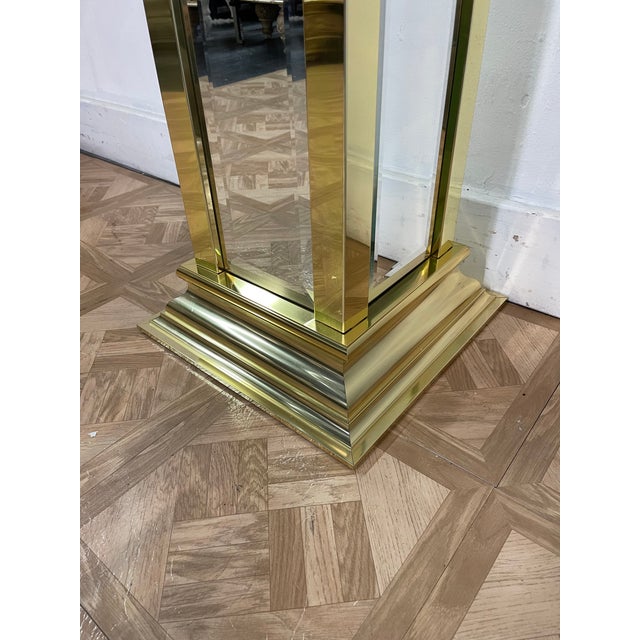 1980s Square Aluminum and Beveled Mirror Pedestal Stand For Sale In Chicago - Image 6 of 8