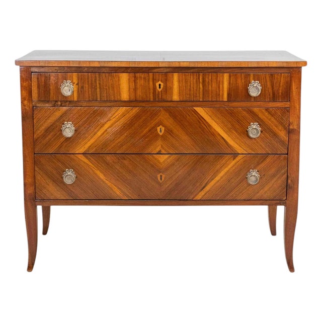 Italian 18th Century Directoire Walnut Chest of Drawers For Sale