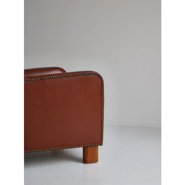 Danish Modern Easy Chair in Leather and Beech by Mogens Lassen for Fritz Hansen, 1940s For Sale - Image 16 of 18