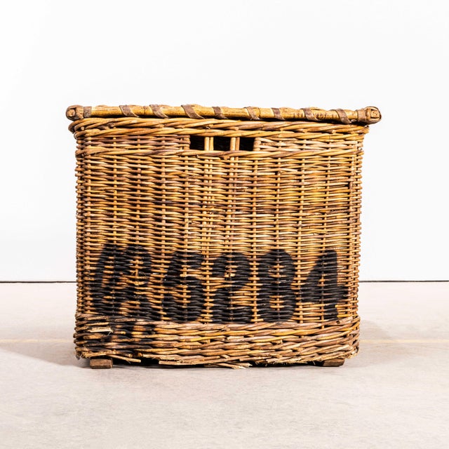 1920s English Wicker Basket, 1920s For Sale - Image 5 of 9
