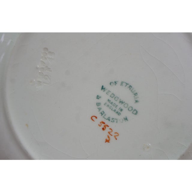 Ceramic Vintage Wedgwood Etruria & Barlaston Scalloped Floral Dinner Serving Plates 9" - Set of 12 For Sale - Image 7 of 9