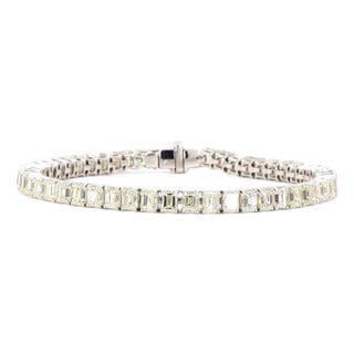 16.12 Carat Emerald Cut Diamond Bracelet For Sale