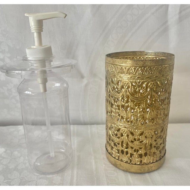 Vintage Hollywood Regency Gold Tone Ormolu French Drape Filigree Soap Dispenser For Sale In Denver - Image 6 of 11