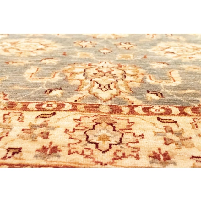Brown Middle Eastern Rug in Wool For Sale - Image 8 of 10