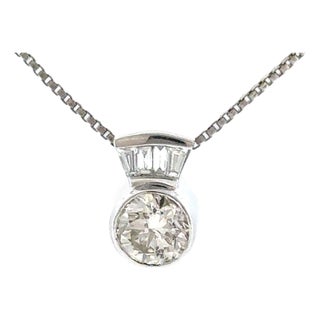 14k White Gold 0.92 CTW Bezel-Set Round & Baguette Diamond Pendant Necklace For Sale