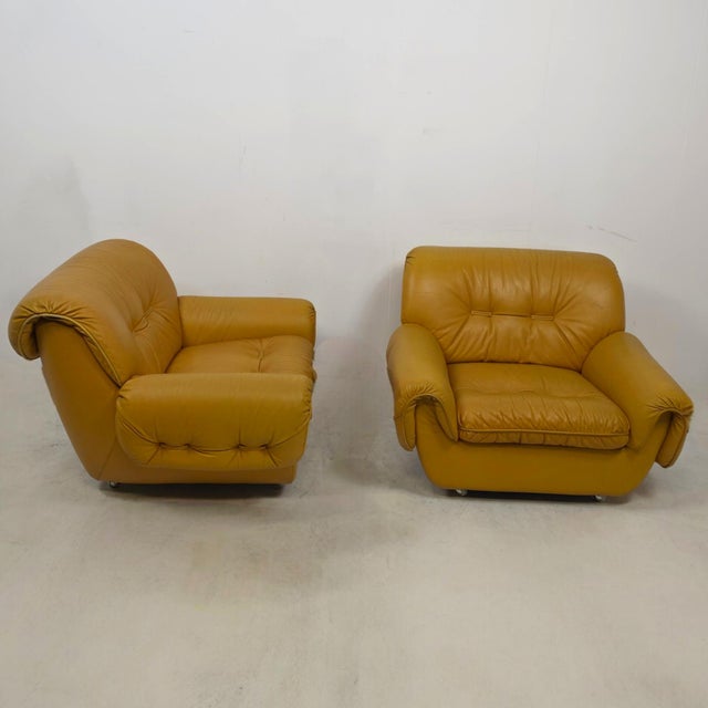 Wood Mid-Century Italian Brutalist Leather Livingroom Set, 1960s, Set of 3 For Sale - Image 7 of 14
