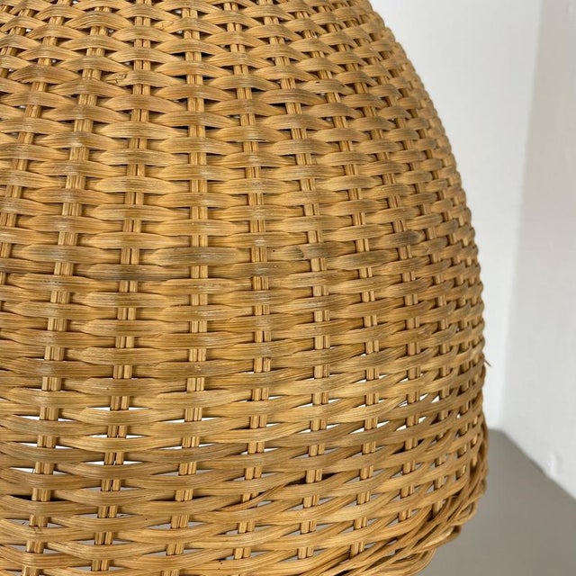 Vintage Austrian Metal and Rattan Tripod Table Light, 1960s For Sale - Image 9 of 18