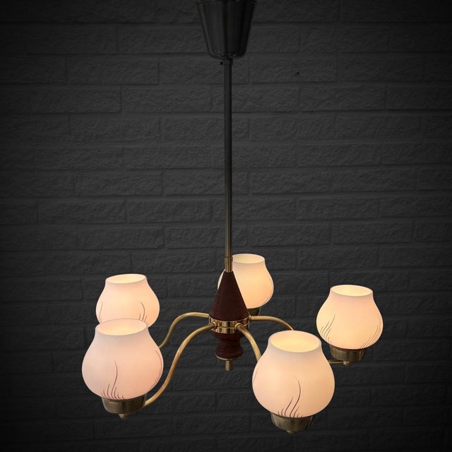 1940s Scandinavian Modern Chandelier in Brass and Glass, Sweden, 1940s For Sale - Image 5 of 10
