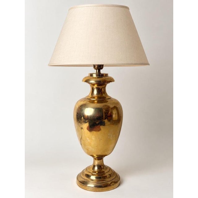 Italian Hollywood Regency Brass Urn Table Lamp, 1970s For Sale - Image 12 of 14