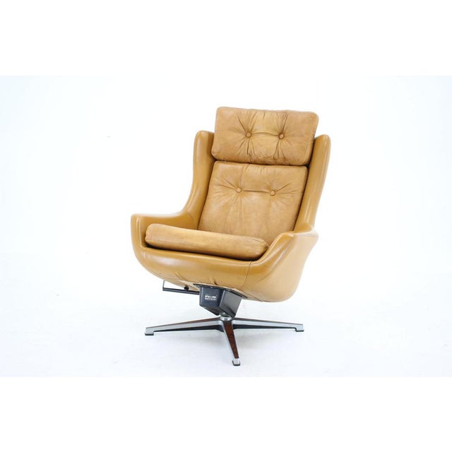 - good original condition with minor signs of use - Labeled This piece has an attribution mark, I am sure that it is...