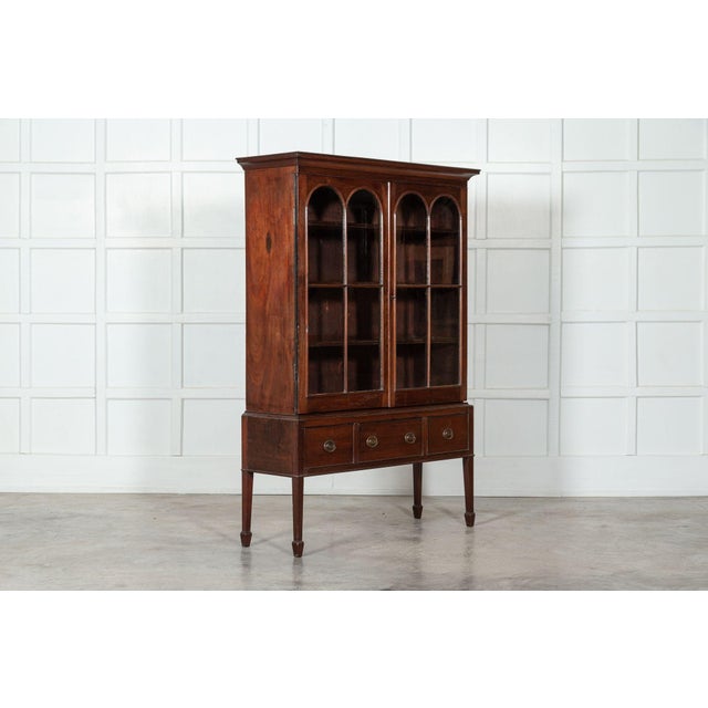 English Mahogany Arched Glazed Dresser Cabinet, 1910 For Sale - Image 6 of 18