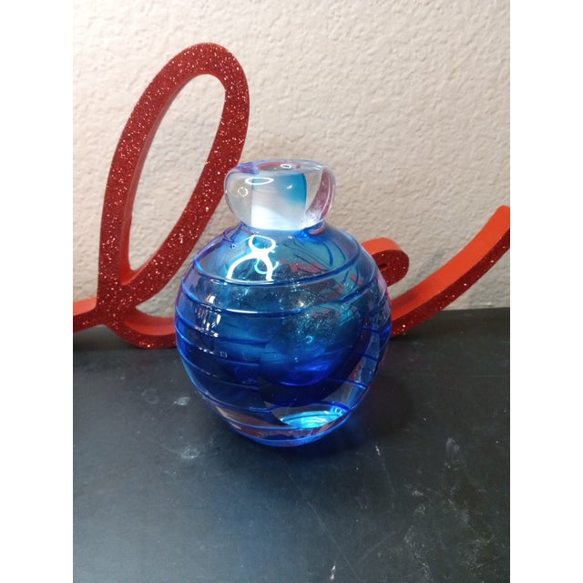 Signed 1980s Rogaska Sommerso Faceted Crystal Bottle From Slovenia For Sale - Image 4 of 6