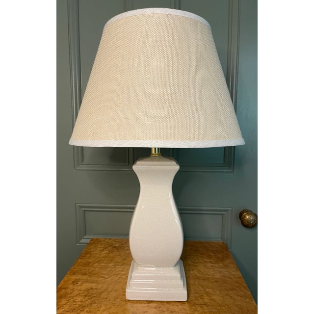 Ceramic Vintage Table Lamp in Cream Crackle Glaze For Sale - Image 7 of 7