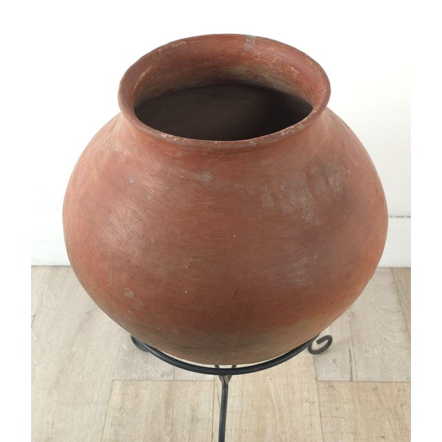 Mexican Large Pottery Jar on Later Custom Stand, Mexico Circa 1930 For Sale - Image 3 of 8