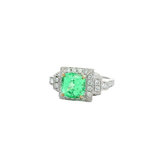 Contemporary 2.46 Carat Tsavorite Garnet Diamond 18k White Gold Ring, Gia Certified For Sale - Image 3 of 7