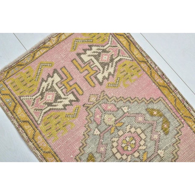 Turkish Handmade Faded Wool Small Rug, 1960s For Sale - Image 4 of 6