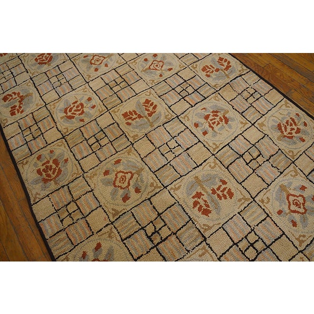 American 1930s Ivory Geometric Folk Art Antique American Hooked Rug 4' X 7'1" Handknotted Wool Carpet For Sale - Image 3 of 5