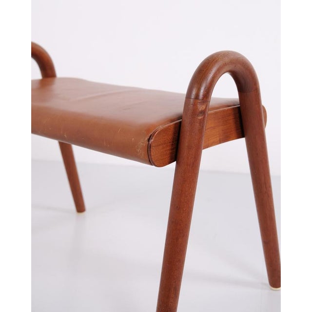 Teak Stool with Leather Seat by Vilhelm Lauritzen for Fritz Hansen, 1945 For Sale - Image 9 of 12