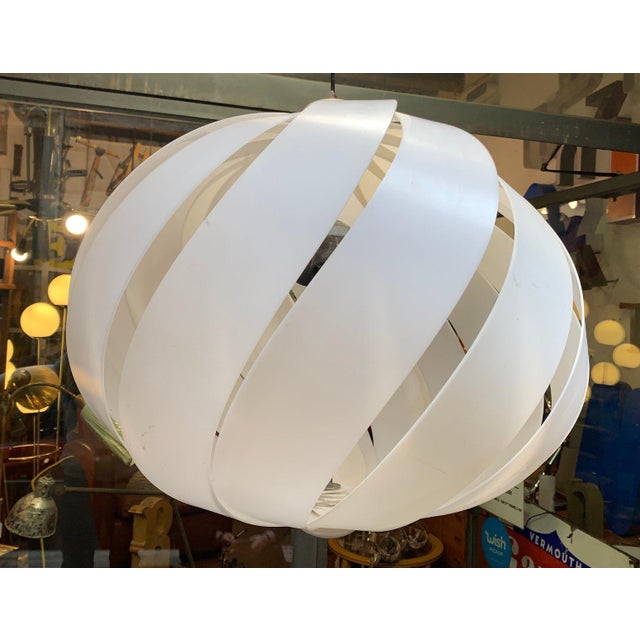 Harvey Pendant by Carlo Porzio for Guzzini, Italy, 1970s For Sale - Image 3 of 7