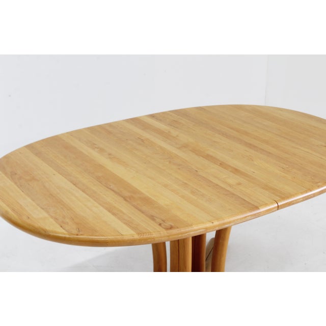 1960s Vintage Danish Oval Extendable Dining Table from Dyrlund, 1960s For Sale - Image 5 of 9