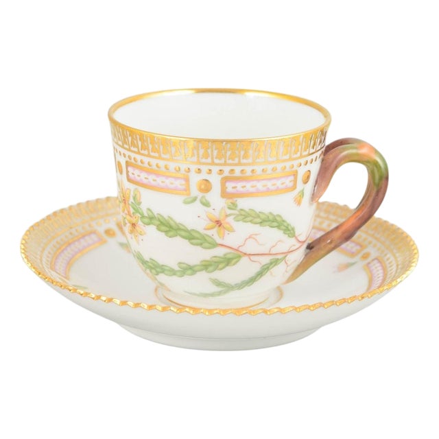 Flora Danica Demitasse Cup with Saucer in Porcelain from Royal Copenhagen, 1960s, Set of 2 For Sale