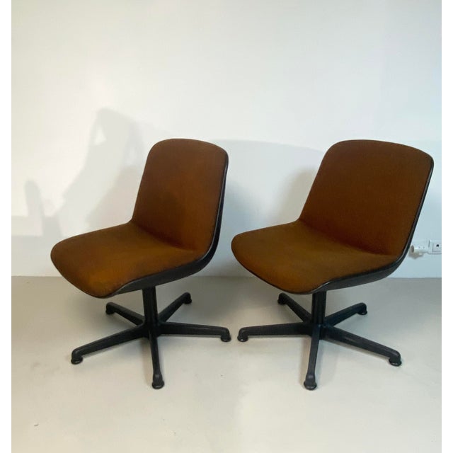 Metal Set of Vintage Armchairs by Charles Pollock, 1970s For Sale - Image 7 of 15