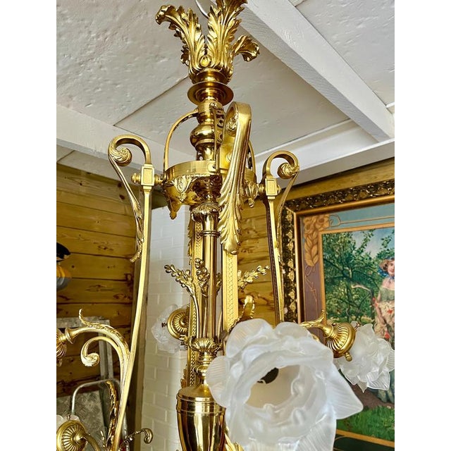 Large 8-Arm Chandelier in Cast Brass, Early 20th Century For Sale - Image 6 of 17
