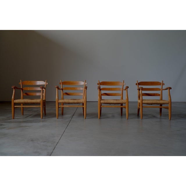 Armchairs The chairs are in a good condition with some traces of usage normal to their age.