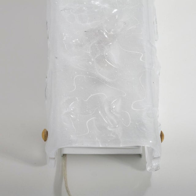 Pair of textured Murano glass sconces For Sale In New York - Image 6 of 10
