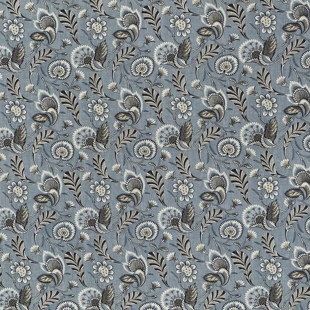 Contemporary Sample - Schumacher Ursula Fabric in Delft For Sale - Image 3 of 3