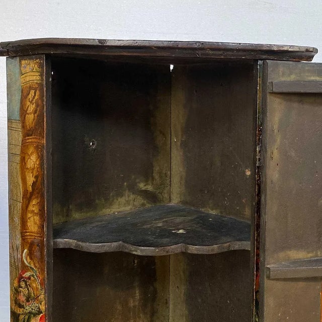 18th Century English Georgian Painted Pine Bowfront Hanging Corner Cabinet For Sale - Image 11 of 18