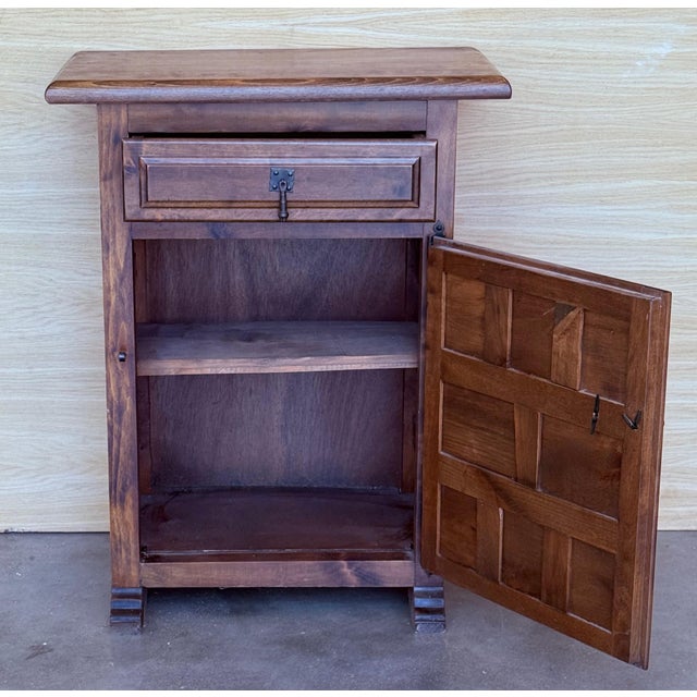 20th Spanish Nightstands with Drawer & Door, 1920, Set of 2 For Sale - Image 4 of 18
