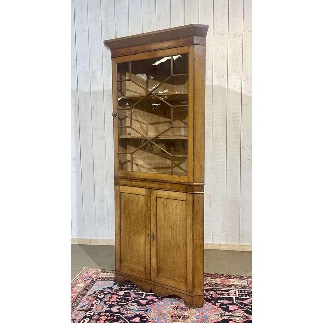 19th century English corner cabinet in oak, mahogany and fir - furniture that can be disassembled into 2 parts - H=2.11m...