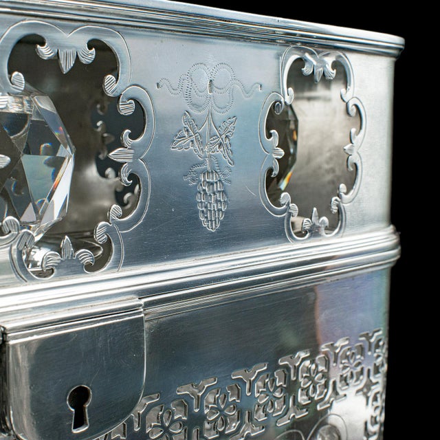 1900 - 1909 Antique Tantalus, English, Silver Plated, Three Decanter Set, Edwardian, c.1910 For Sale - Image 5 of 12