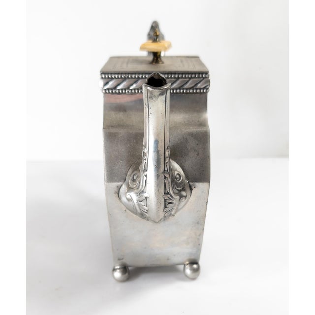 19th Century English Sheffield Silverplate Teapot by John Nodder & Sons For Sale - Image 4 of 10