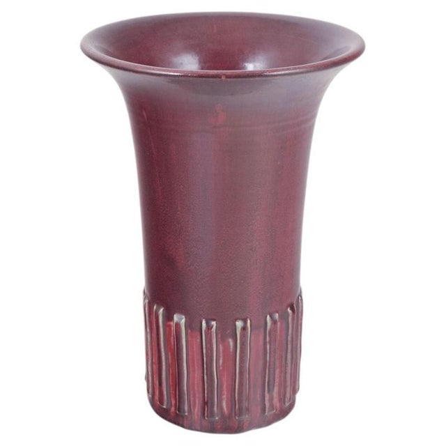 1930s Very Large Stoneware Vase with Oxblood Glaze by Thorkild Olsen for Royal Copenhagen, 1933 For Sale - Image 5 of 5