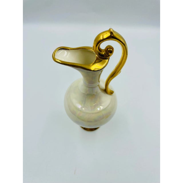 Mid 20th Century Mid 20th Century Hollywood Regency Iridescent Vase With 22kt Gold Gilt Handle & Accents For Sale - Image 5 of 12