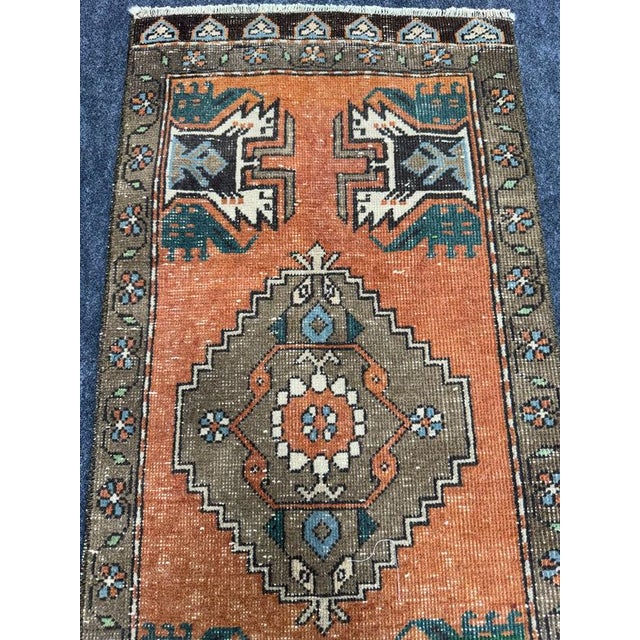 Turkish Yastik Rug 1'7" x 3'4" For Sale - Image 4 of 5