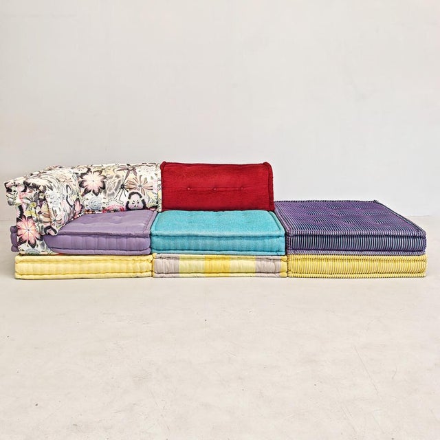 Mah Jong Modular Sofa by Roche Bobois, Set of 8, in Very Good conditions. Designed 1970 to 1979 This piece has an...