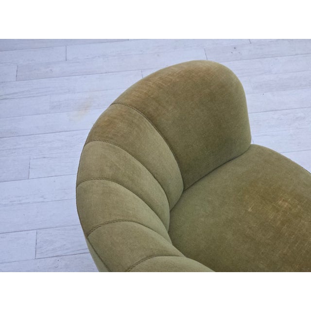 Danish 2-Seater Banana Sofa in Green Velour, 1960s For Sale - Image 17 of 18