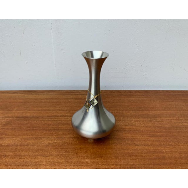 Vintage Metal Vase from Selangor Pewter, in Very Good conditions. Designed 1980 to 1989 This piece has an attribution...
