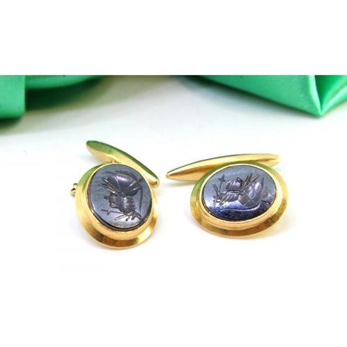 Gold Cufflinks with Figures, Set of 2 For Sale - Image 3 of 8