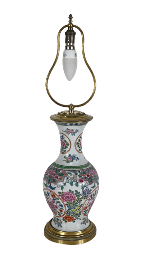 Early 20th Century Chinese and Brass Porcelain Lamp, 1890s