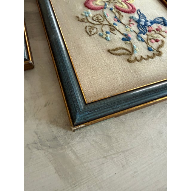 Cornflower Blue Vintage Framed Crewel Floral Embroidery Blue - A Pair For Sale - Image 8 of 9