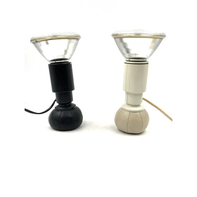 1960s Mod. 600/C Table Lamps by Gino Sarfatti for Arteluce, Italy, 1960s, Set of 2 For Sale - Image 5 of 9