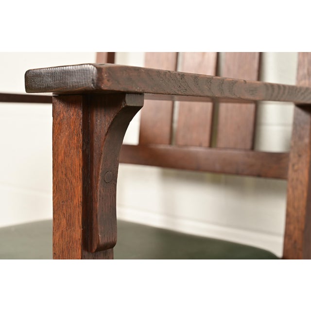 Brown Gustav Stickley Harvey Ellis Antique Mission Oak Arts & Crafts Armchairs, Pair For Sale - Image 8 of 13