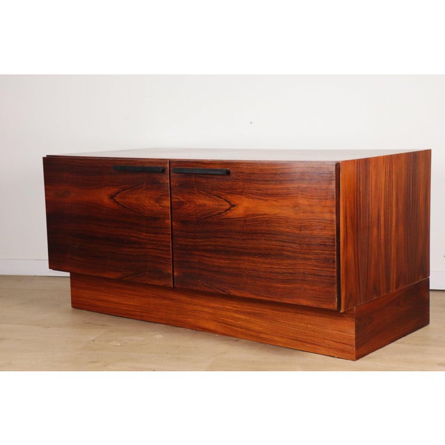 Scandinavian Low Sideboard in Rosewood from Ib Kofod Larsen, Denmark, 1960s For Sale - Image 9 of 16