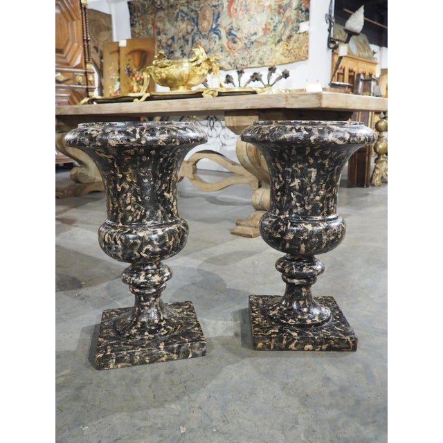 Late 20th Century Pair of Decorative Faux Portoro Marble Wooden Campana Vases From Italy For Sale - Image 5 of 18