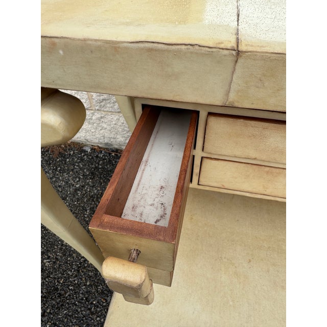 Late 20th Century French Cream Vanity Table With Mirror and Matching Bench, 2 Pieces For Sale - Image 9 of 15